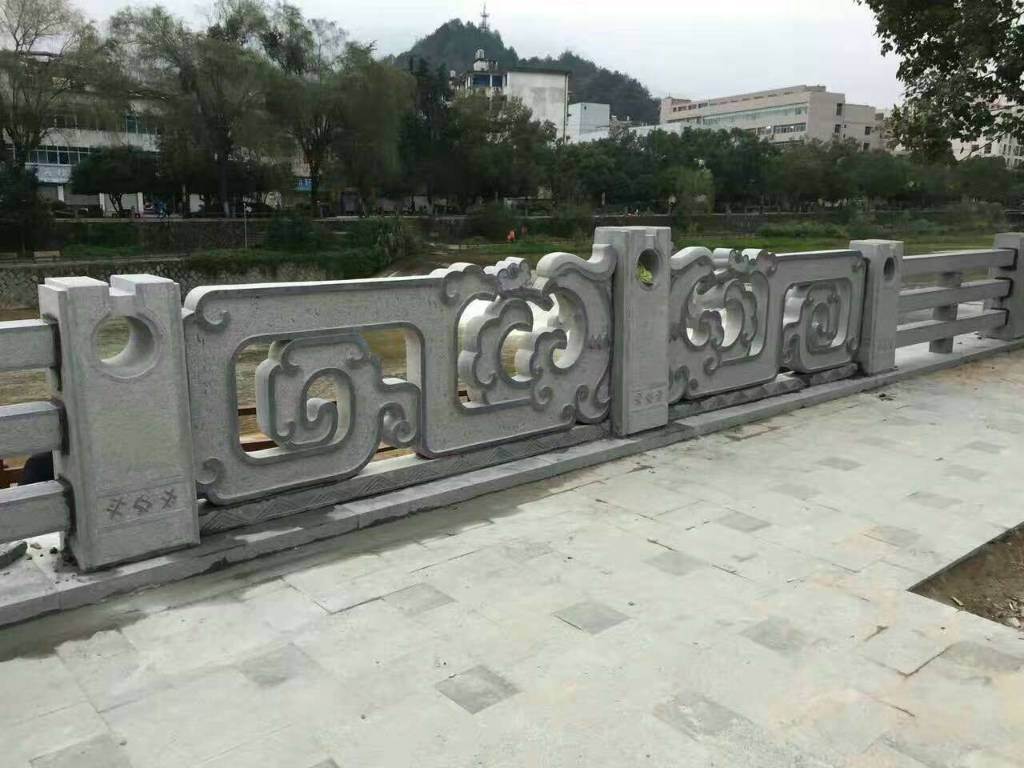 景區(qū)青石石護欄價格